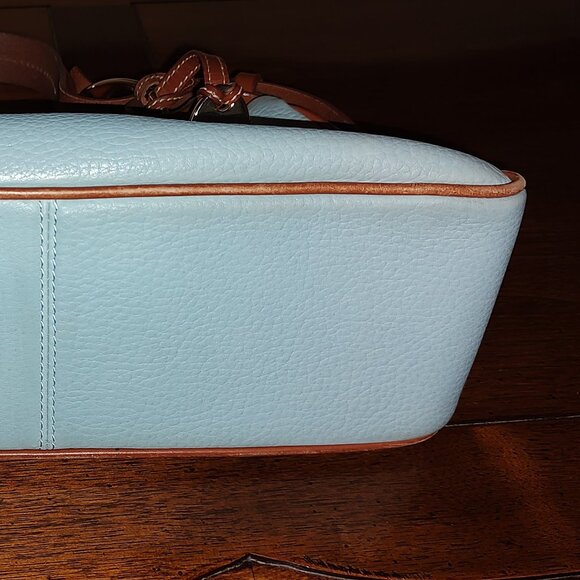 DOONEY & BOURKE ALL WEATHER LEATHER MEDIUM HOBO BAG SKY BLUE/HONEY TRIM EXC COND - Picture 7 of 14